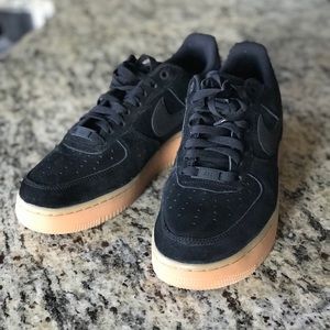 Air Force 1 07 LV8 Suede 'Black Gum' W 9 M 7.5